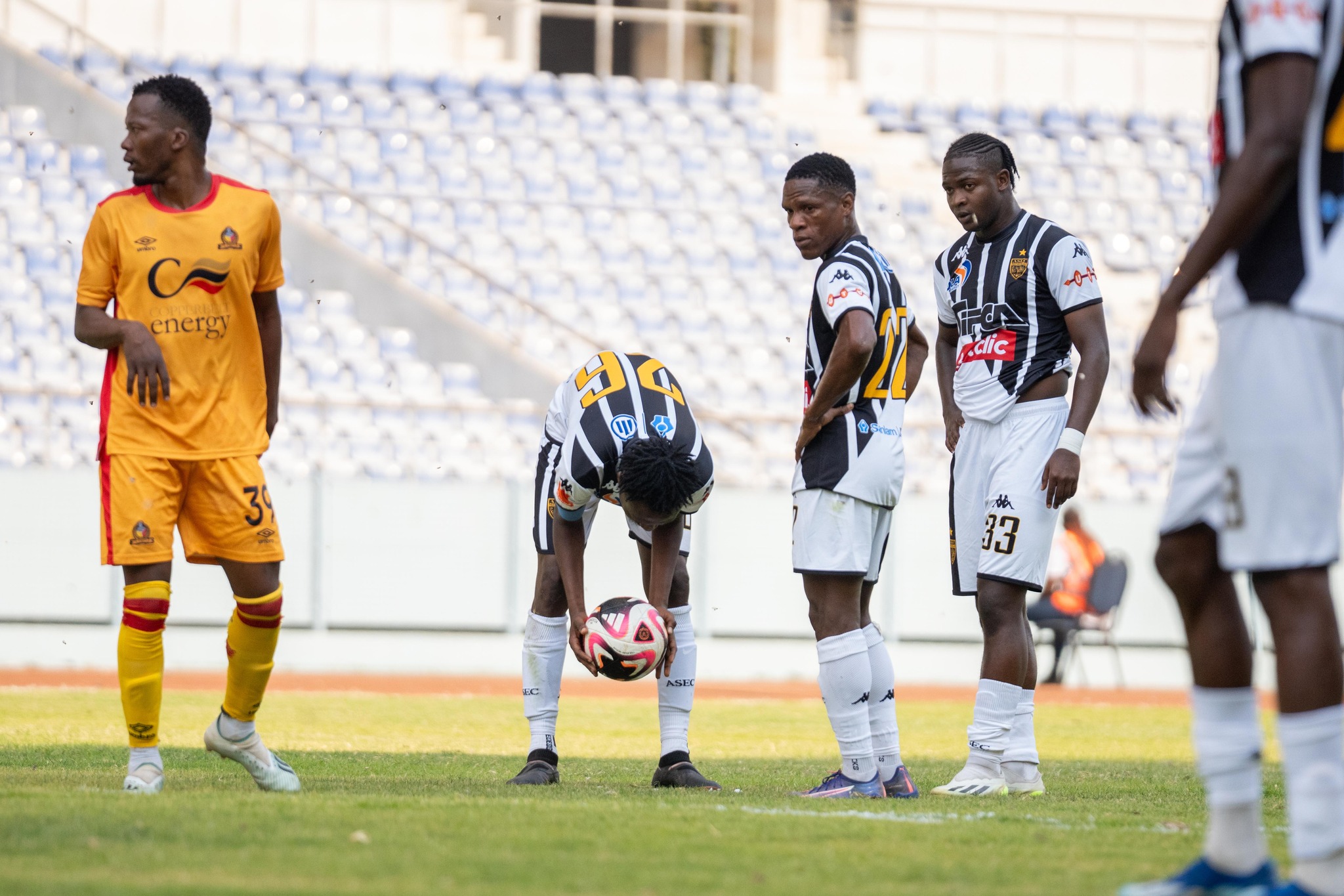 L'Asec Mimosas a été battue devant son public. 