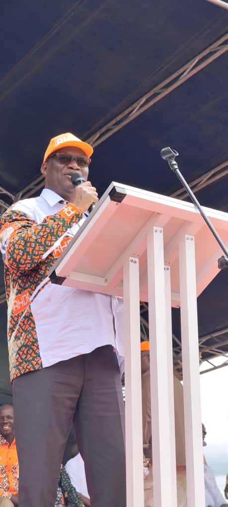 Téné Birahima Ouattara a lancé un appel à la paix et à la stabilité.