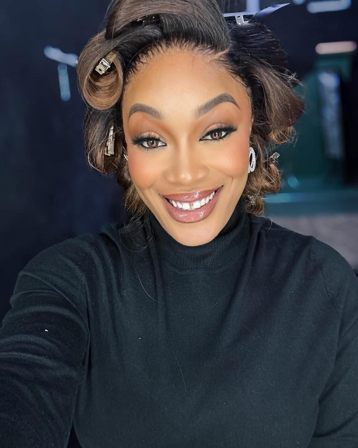 Cette double certification consacre un nouveau jalon dans la carrière de Josey.