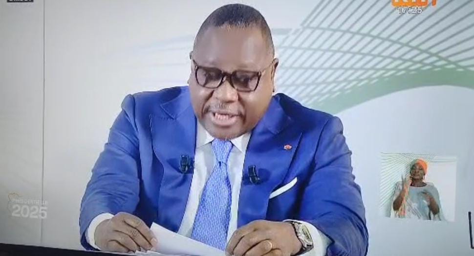 Le président de la Cei a rappelé que conformément aux dispositions légales, le Conseil constitutionnel proclamera les résultats définitifs de l’élection présidentielle. 