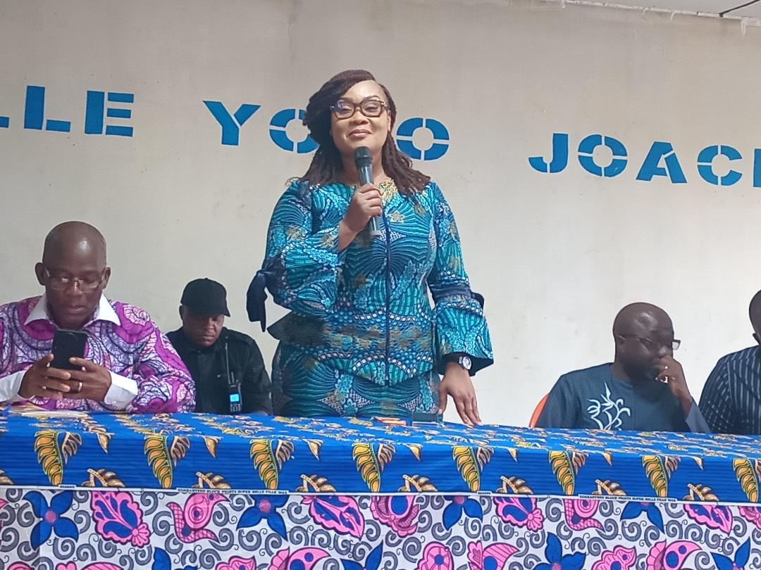 La ministre Belmonde Dogo a annoncé officiellement sa candidature aux populations de sa circonscription électorale.