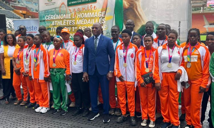 Le ministre des Sports a eu un mot d’encouragement pour tous les médaillés.
