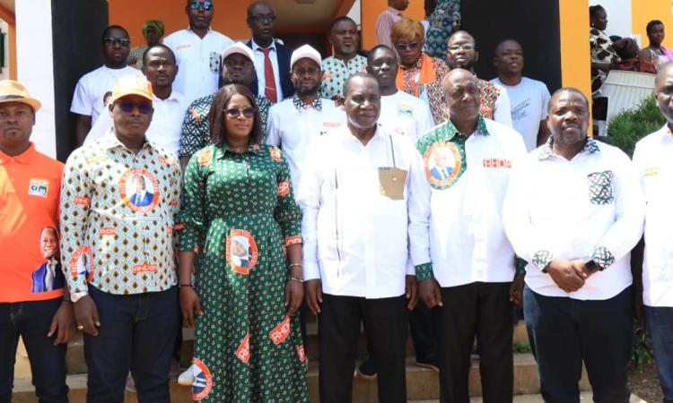 Ahoua N’Doli (au centre) a exhorté l’Unaforh à travailler pour les prochaines échéances électorales.