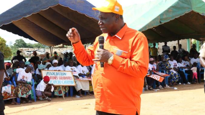 Ahoua N’Doli continue de sensibiliser les populations pour une élection apaisée dans le Moronou.