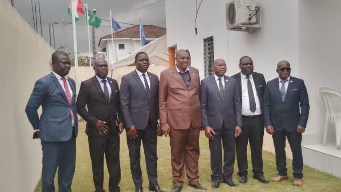 Les membres du bureau exécutif du Remedes local ont été présentés.