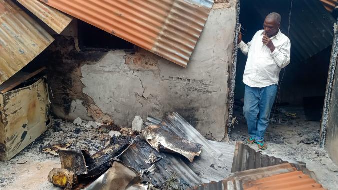 Des vandales ont accusé des membres de la famille Ouédjéhi d’être à l’origine de la mort du jeune. 