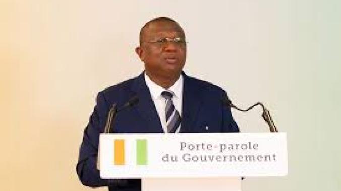Le porte-parole du gouvernement a donné sa position sur l’affaire Brédoumy et Thiam.