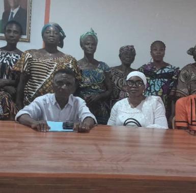 Some members of COMAGOA have denounced the construction lease contract binding them to the designated developer for this project.